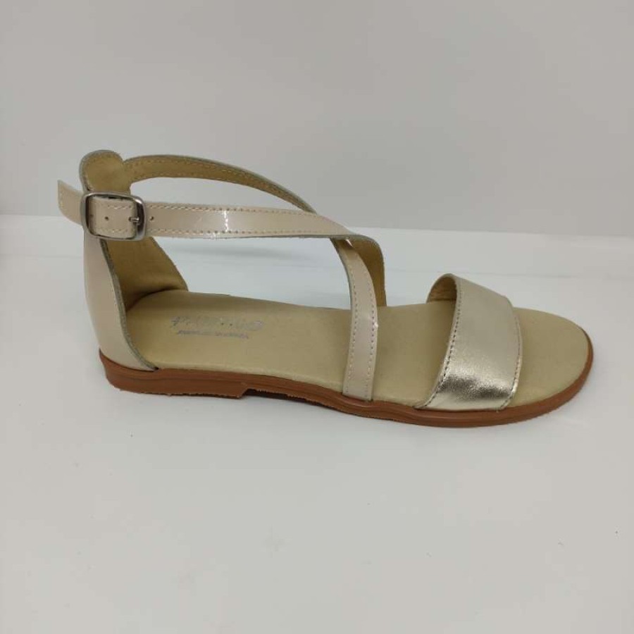 Sandalia Charol Beige Dorada Hebilla - Imagen 4