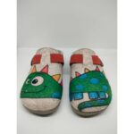 Zapatilla Casa Felpa Dragón Hebilla