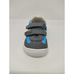 Zapatilla deportiva Ante-Impermeable Gris Celeste Franja Blanca doble Velcro
