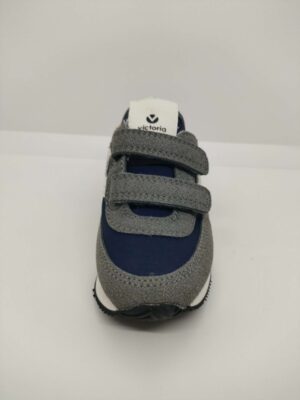 Zapatilla Deportiva Tela Azul y Gris Velcro Victoria