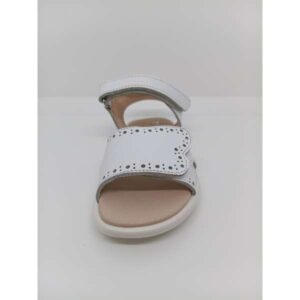 Sandalia Piel Blanca Perforada Onda Doble Velcro. Zapy.