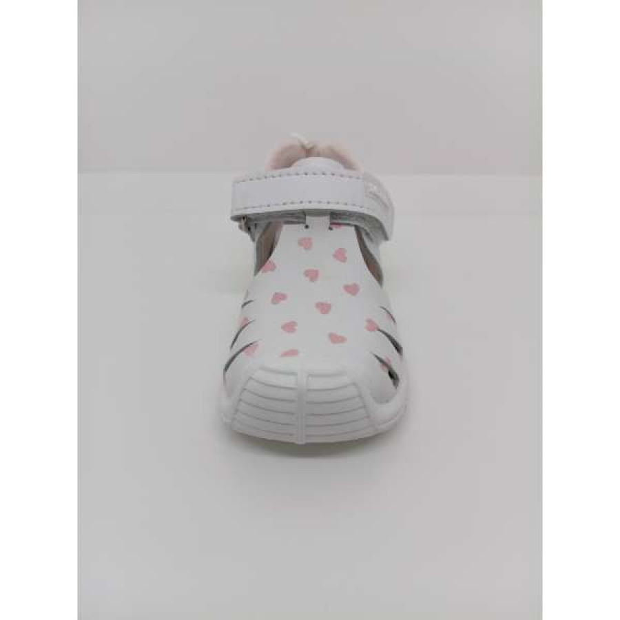 Sandalia Piel Blanca Corazones Puntera y Talón Reforzada Velcro. Titanitos