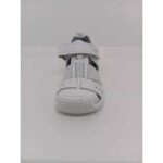 Sandalia Piel Blanca Puntera y Talón Reforzada Velcro. Titanitos