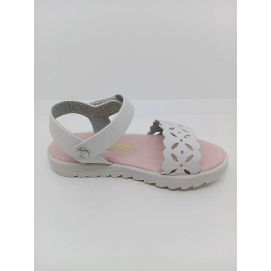 Sandalia Piel Blanca troquelada empeine Velcro. Conguitos. - Imagen 4