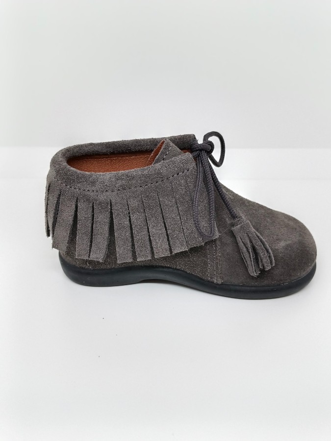 Bota Serraje Gris Flecos Cordón. Chuches. - Imagen 4